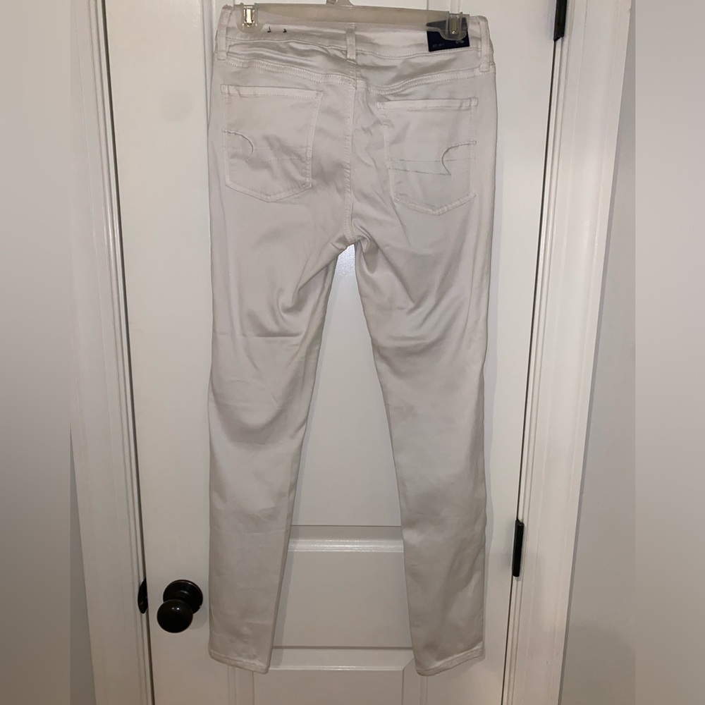 american eagle jeggings size 8 super super stretch white